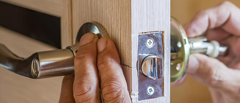 24 hour residential locksmith Woodside